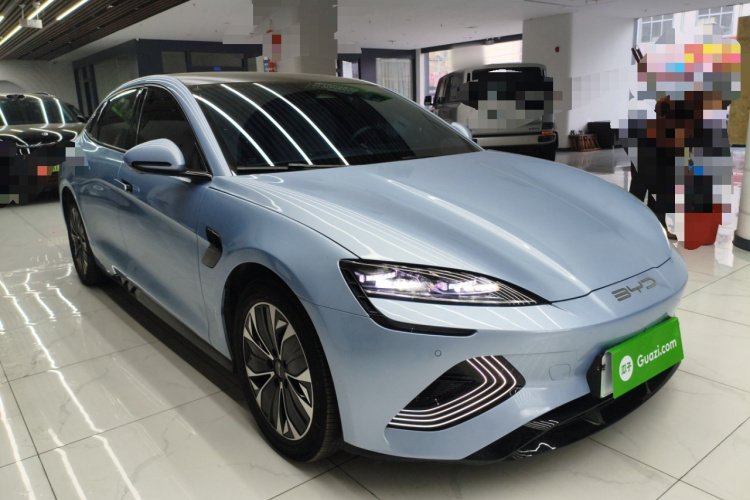 比亚迪 海豹 2022款 550km 标准续航后驱版尊贵型车身外观6002