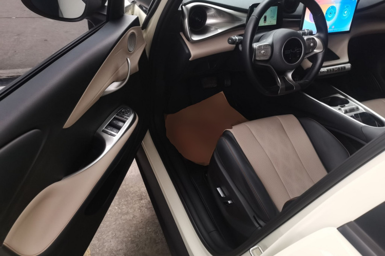 比亚迪 海豚 2023款 420km 时尚版中控内饰20