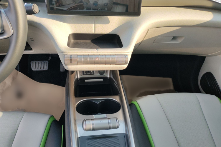 比亚迪 海豚 2021款 405km 时尚版局部细节18