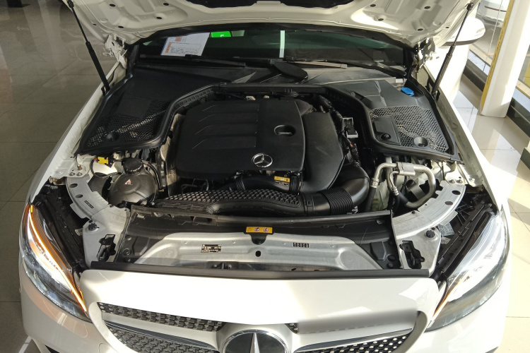 奔驰C级 2020款 改款 C 200 L 时尚型运动版机舱底盘24