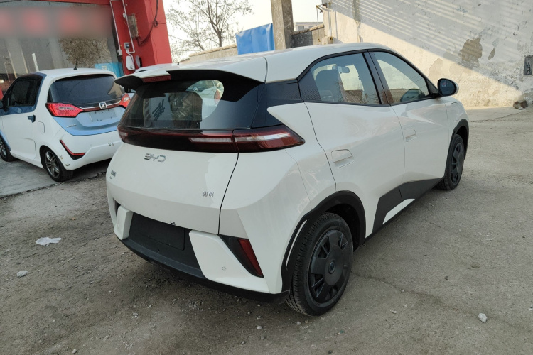 比亚迪 海鸥 2025款 智驾版 305km 活力版车身外观7