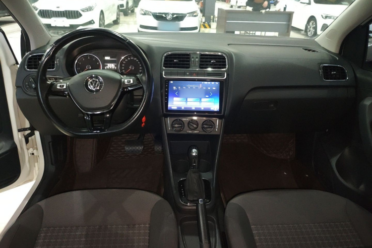 大众 Polo 2016款 1.6L 自动舒适型中控内饰12