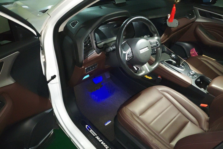 哈弗F7 2019款 2.0T 两驱i范 国V中控内饰20