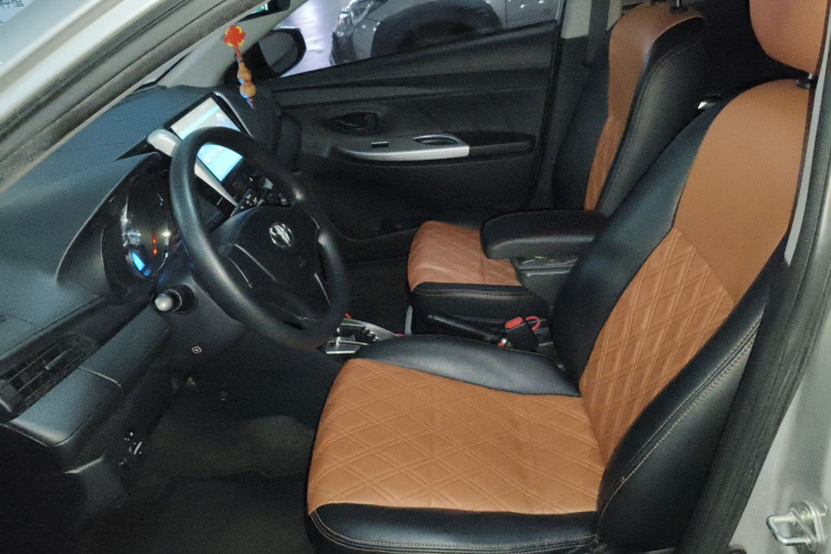 丰田 威驰FS 2017款 1.5L CVT锋驰版局部细节19