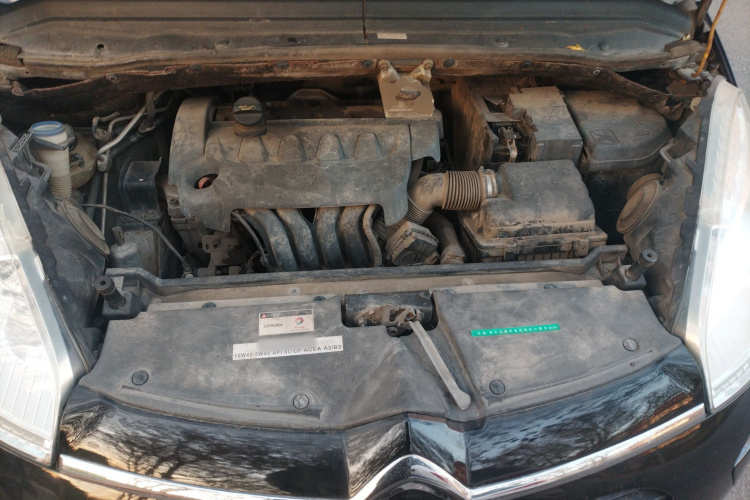 雪铁龙 C4 PICASSO 2009款 Grand 2.0L 舒适型局部细节24