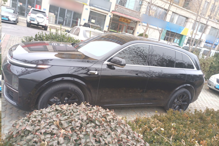 理想汽车 理想L7 2023款 Pro车身外观4