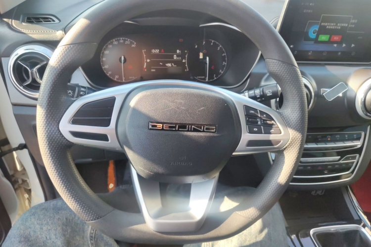 北京汽车 北京X5 2020款 1.5T 手动进取版 国VI中控内饰13