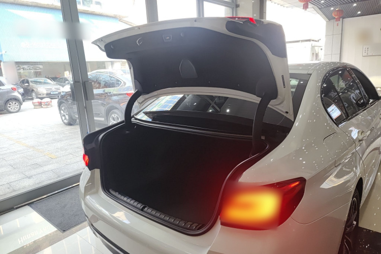 宝马5系 2021款 改款 525Li M运动套装局部细节23