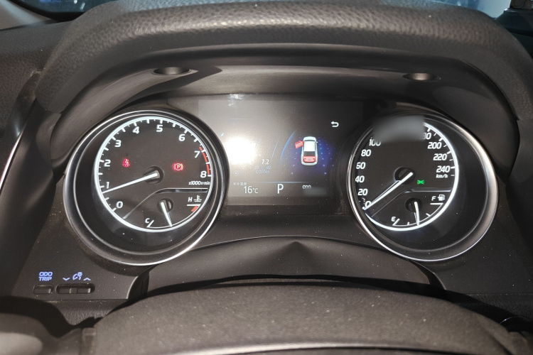 丰田 凯美瑞 2018款 2.0G 豪华版局部细节14