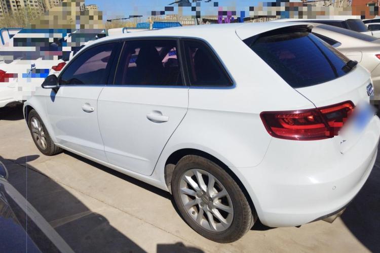 奥迪A3 2014款 Sportback 35 TFSI 自动时尚型车身外观4