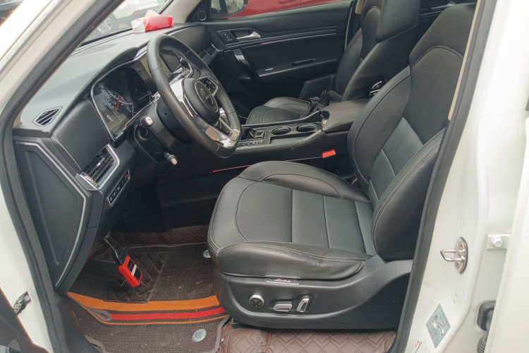 众泰T600 Coupe 2017款 1.5T 自动尊贵型局部细节19