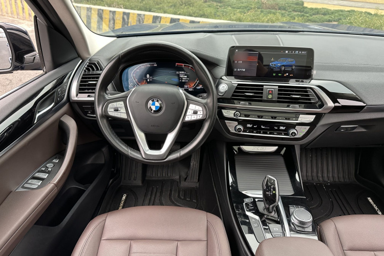 宝马X3 2020款  xDrive25i 豪华套装中控内饰7011