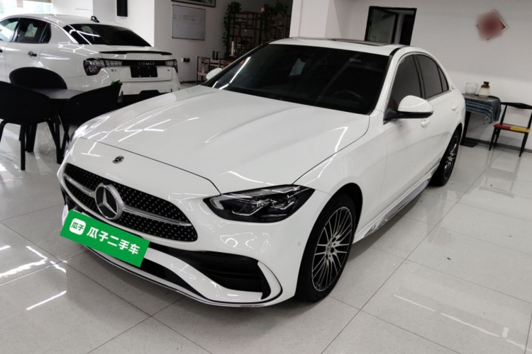 奔驰C级 2023款 改款 C 200 L 运动版车身外观1