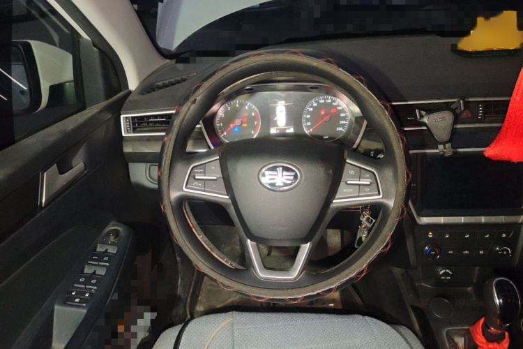 一汽 骏派CX65 2018款 1.5L 手动舒适型局部细节13