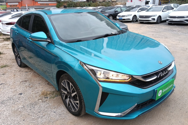 东风风神 奕炫 2020款 230T 自动炫目赛道版车身外观3