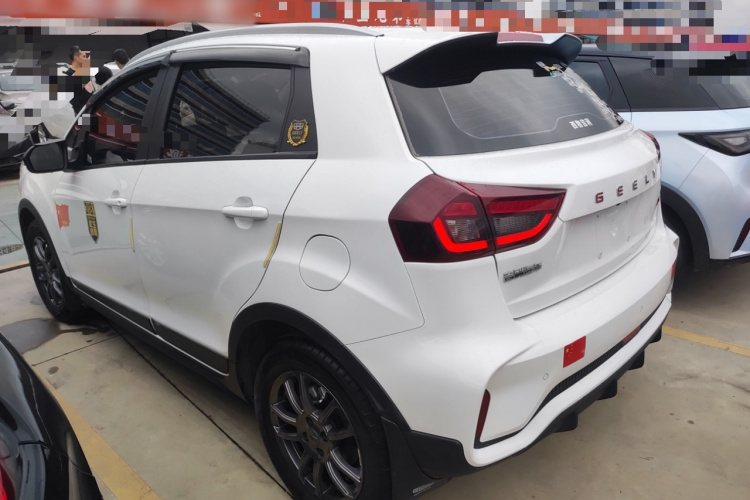 吉利汽车 远景X3 2021款 PRO 1.5L 手动精英型车身外观4