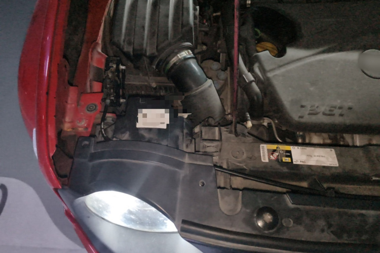 Jeep 自由侠 2018款 互联大屏版 180T 自动劲能版局部细节9006