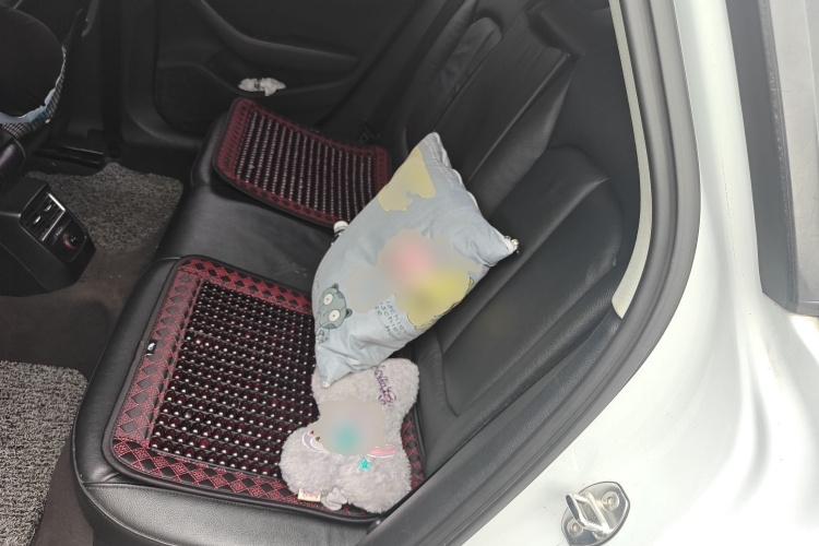 奥迪A3 2015款 Sportback 35 TFSI 百万纪念舒享型中控内饰21