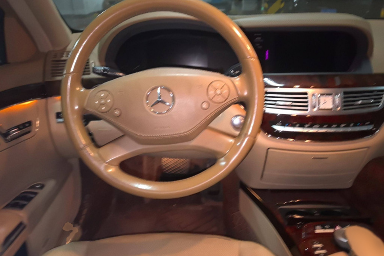 奔驰S级 2011款 S 350 L CGI局部细节13