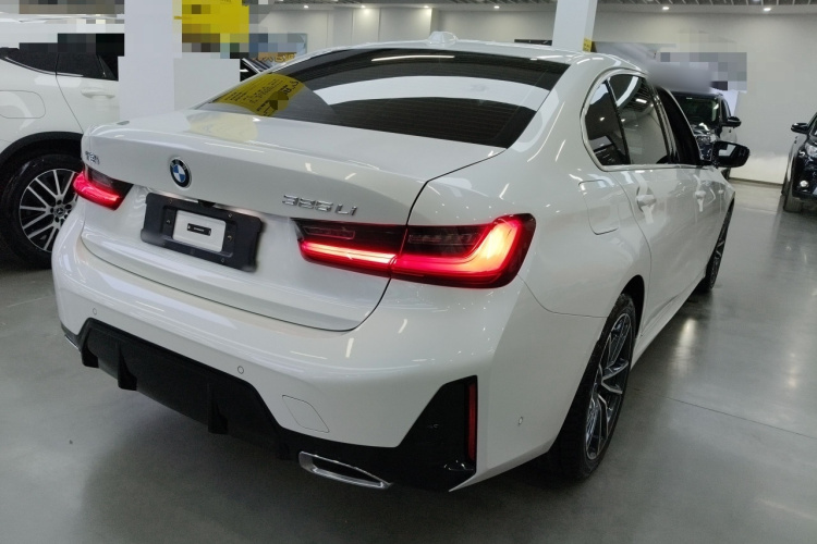 宝马3系 2025款 325Li M运动套装车身外观6005