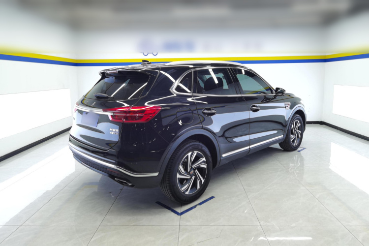 红旗HS5 2022款 改款 2.0T 智联旗享版车身外观7