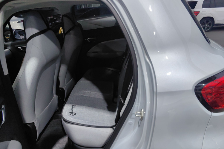 零跑汽车 零跑T03 2023款 403智享版中控内饰7004