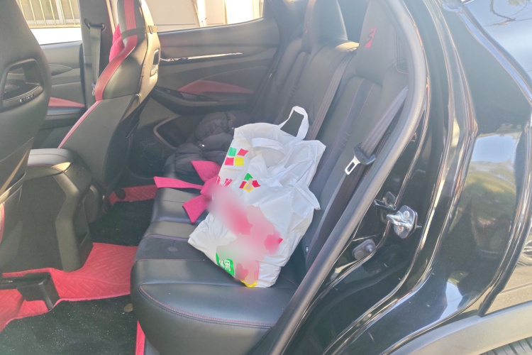 长安欧尚X5 2022款 1.5T DCT虎啸限定版中控内饰21