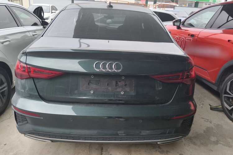 奥迪A3 2022款 A3L Limousine 35 TFSI 时尚运动型车身外观6