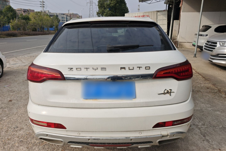 众泰SR7 2016款 1.5T CVT魔方之心版 国V车身外观6