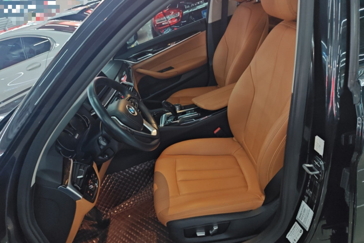 宝马5系 2018款 528Li 上市特别版局部细节19