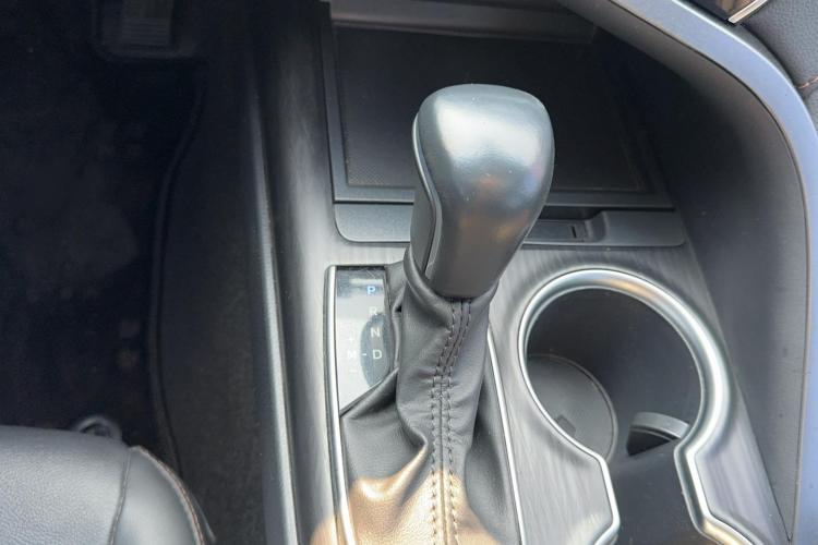 丰田 凯美瑞 2021款 2.0G 豪华版局部细节18