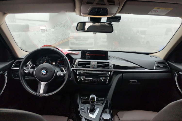 宝马3系 2018款 320Li 领先型M运动套装中控内饰12