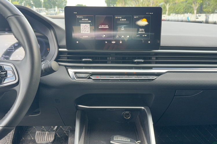吉利汽车 帝豪 2022款 第4代 1.5L CVT精英型中控内饰7006