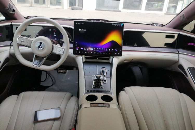 腾势Z9GT 2024款 1100四驱Ultra版中控内饰12