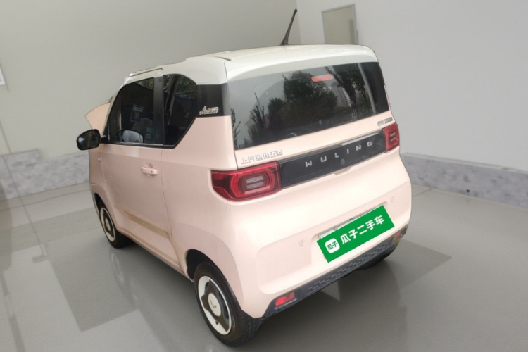 五菱汽车 宏光MINIEV 2022款 马卡龙臻享款 三元锂车身外观5