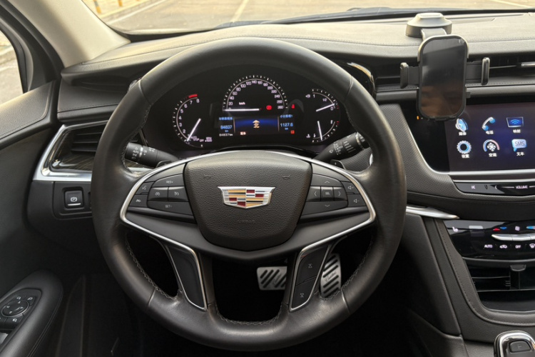 凯迪拉克XT5 2017款 周年庆版 25T 豪华型局部细节13