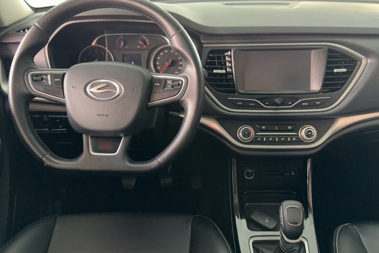 陆风X2 2017款 1.6L 手动铂锐版中控内饰7004