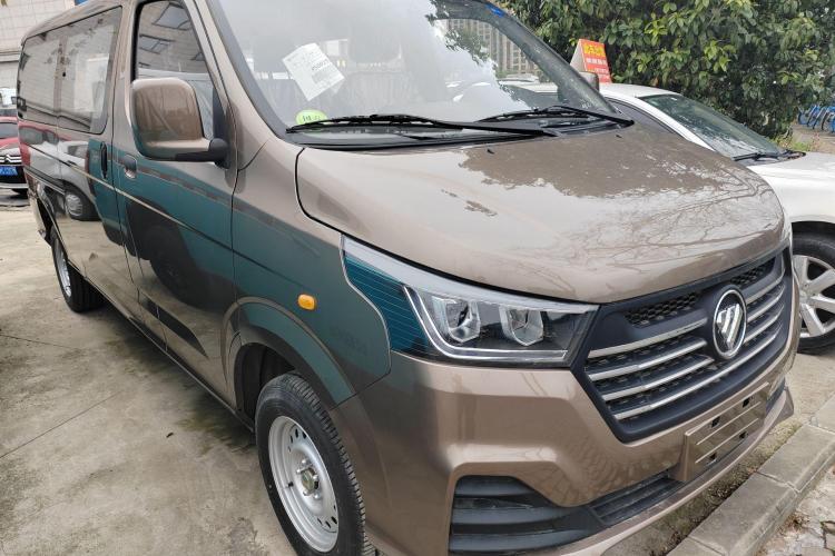 福田 风景G5 2023款 2.0L汽油商运版明窗5/6座DAN20L车身外观6004