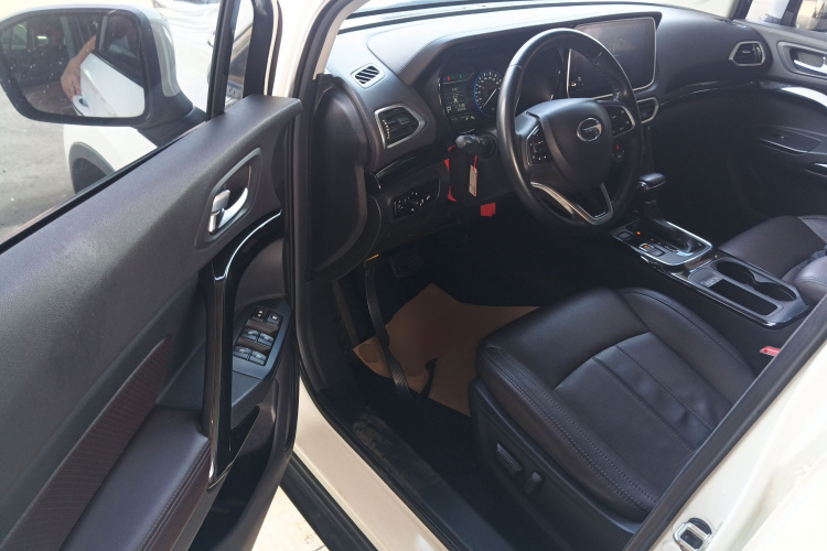 广汽传祺 传祺GS4 2018款 235T 自动两驱豪华智联百万纪念版中控内饰20