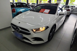 奔驰A级 2022款 改款 A 180 L 运动轿车