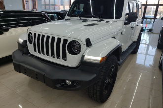 Jeep 牧马人 2022款 2.0T 高地四门版