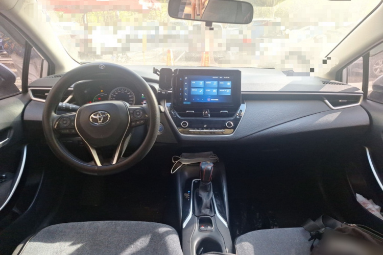 丰田 卡罗拉 2021款 双擎 1.8L E-CVT精英版中控内饰12