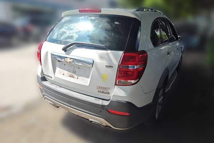 雪佛兰 科帕奇 2015款 2.4L 四驱旗舰版 7座车身外观7