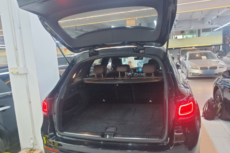 奔驰GLC 2020款 GLC 260 L 4MATIC 动感型局部细节23