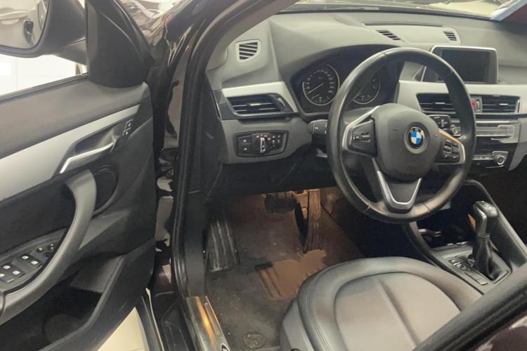 宝马X1 2016款 sDrive18Li 时尚型中控内饰7002