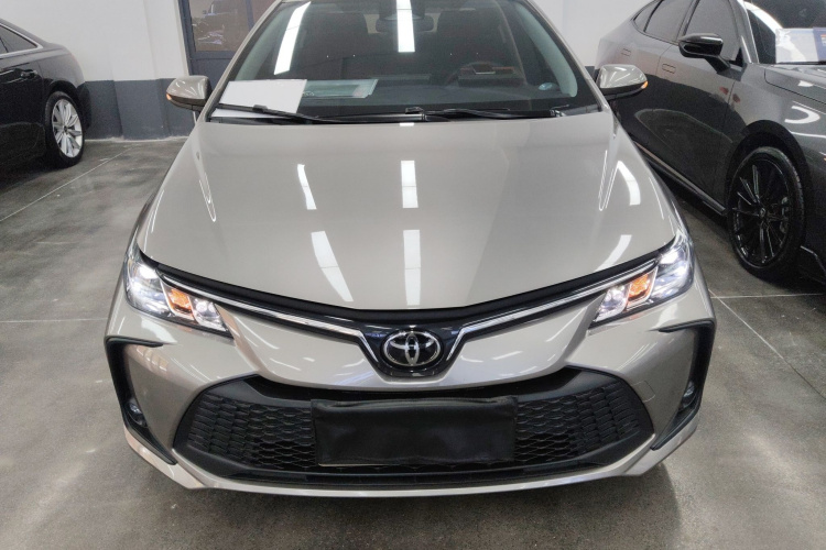 丰田 卡罗拉 2024款 1.8L 智能电混双擎 先锋版车身外观2