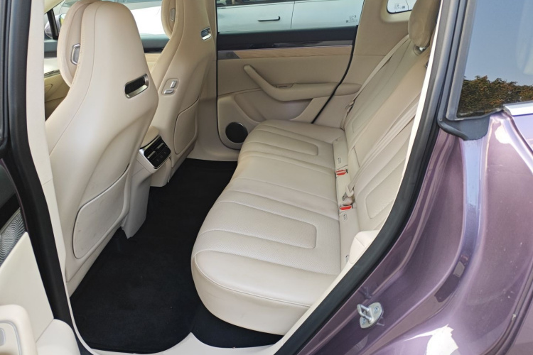 鸿蒙智行 智界R7 2024款 纯电 736km UItra中控内饰7004