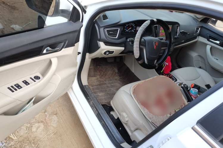 荣威360 2015款 1.5L 自动豪华版中控内饰20