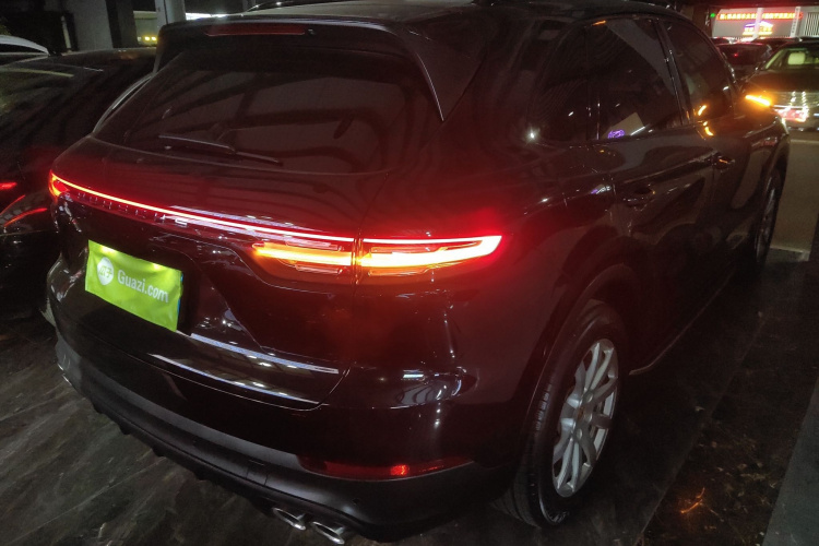 保时捷 2018款 Cayenne 3.0T车身外观7
