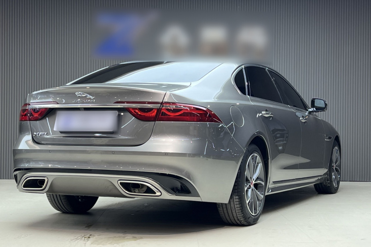 捷豹XFL 2021款 XFL 2.0T P250 两驱精英运动版车身外观6001